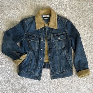 Tommy Hilfiger Denim Fully Lined Faux Fur Jean Jacket